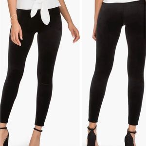 Spanx black velvet leggings Size: Large